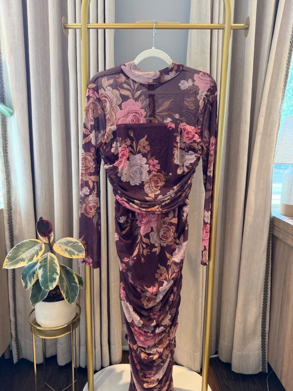LIKE NEW Lulu's Plum & Pink Floral Long-Sleeve Ruched Midi Dress - Picture 6 of 10